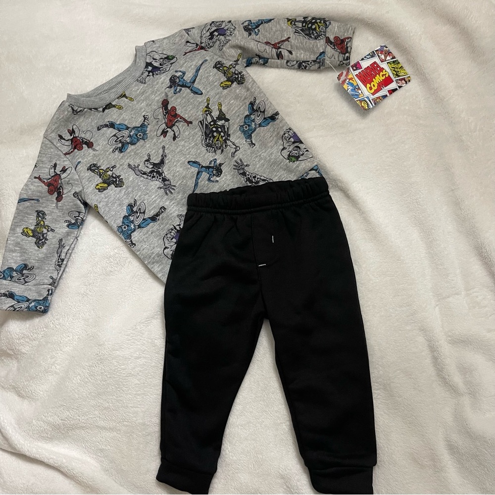 Marvel Comics 12-18 Months Sweatshirt Joggers Set New Superheros